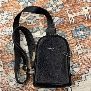 NWOT Inicat Black Crossbody Bag small